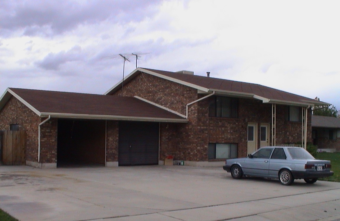 Springville Duplex photo 8